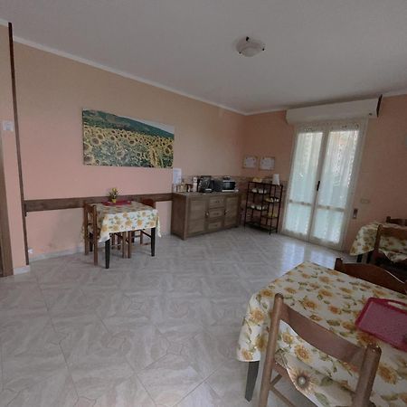 B&B Il Girasole Ortonovo Zewnętrze zdjęcie