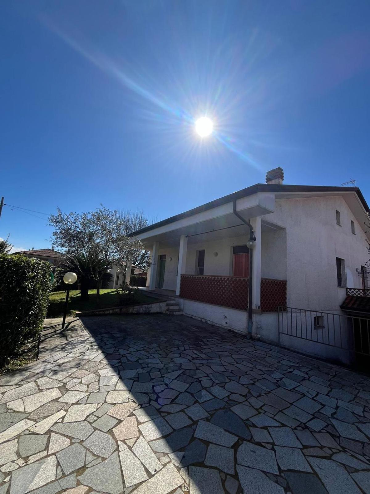 B&B Il Girasole Ortonovo Zewnętrze zdjęcie