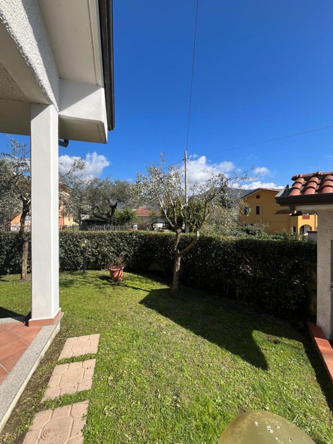 B&B Il Girasole Ortonovo Zewnętrze zdjęcie